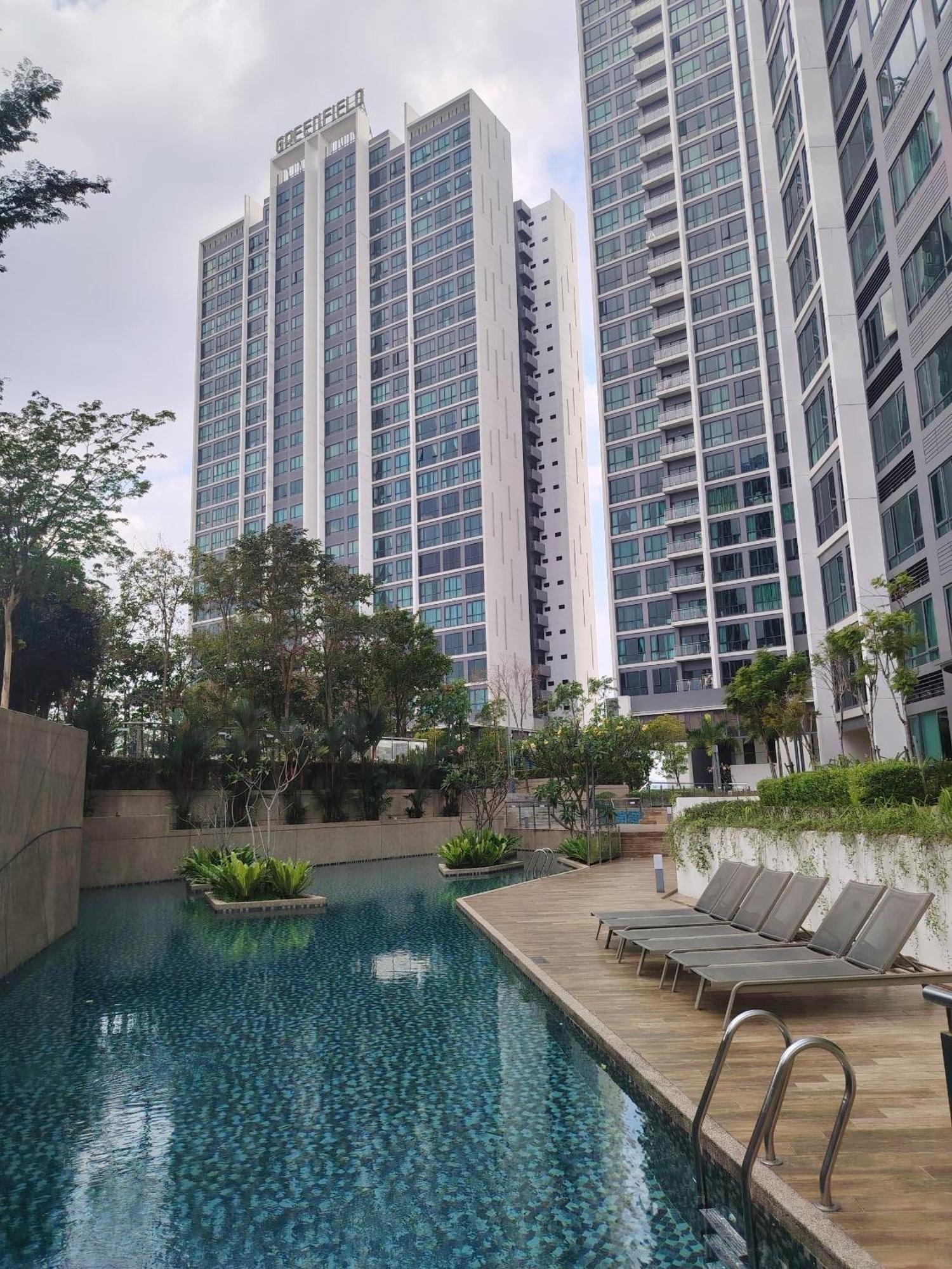 Greenfield Residence With Amazing Pool View And High-Speed Wi-Fi Petaling Jaya Exterior foto